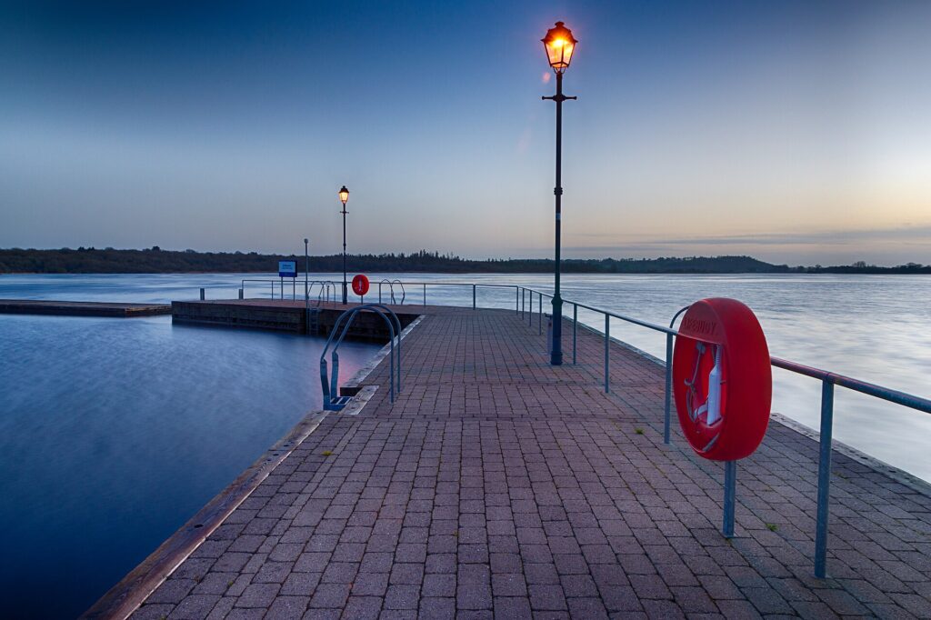 Pier and lifebuoy on the River Shannon at Lanesborough-Ballyleague