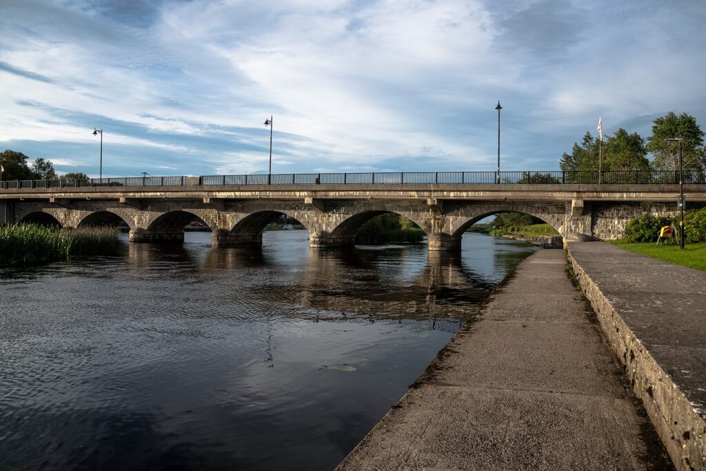 Riverside walk beside Lanesborough Bridge on a sunny day